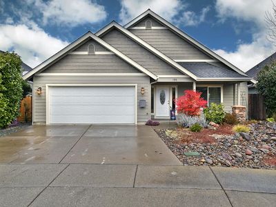 196 SE Yorktown Dr, Grants Pass, OR, 97527