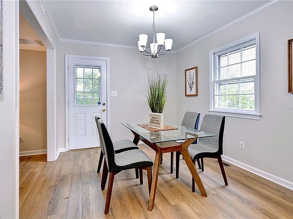5th image of 265 Benns Rd