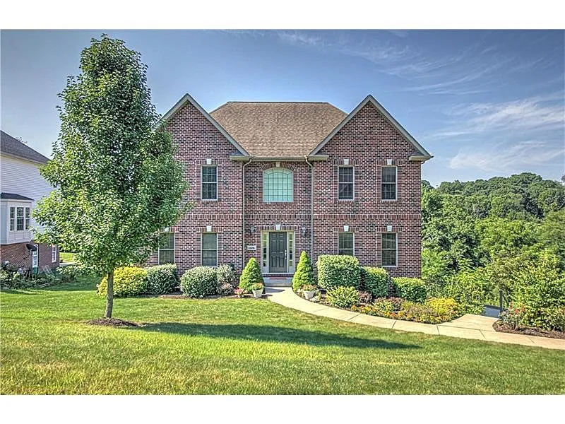 1606 Royal Oak Dr photo 1