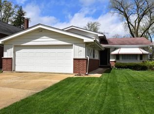 130 W Jackson St, Villa Park, IL