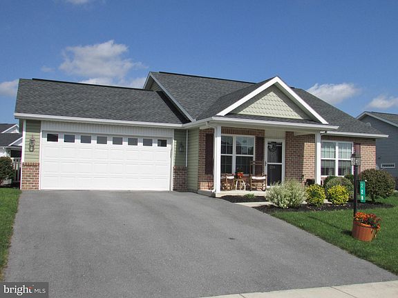 2nd image of 228 Park View Dr