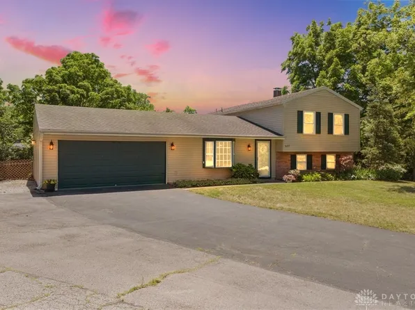 6137 Tanager Way, Dayton, OH 45449