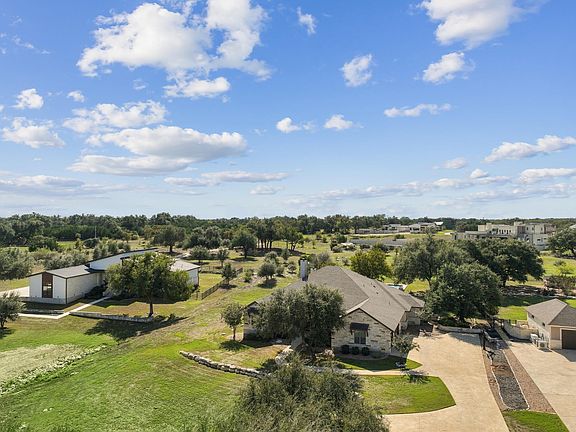 3rd image of 1209 Eagle Point Dr