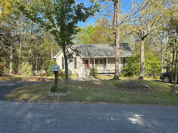 137 High Ridge Ln, Dahlonega, GA 30533