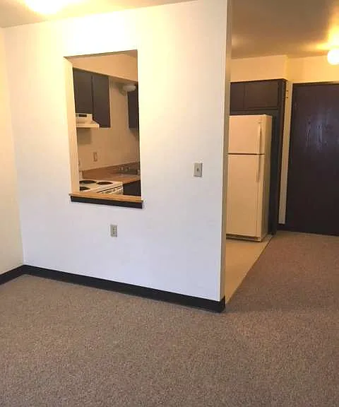 132 N University Dr #1 — Photo 3