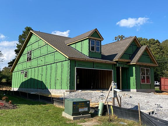 3rd image of 103 Broady Meadow Cir