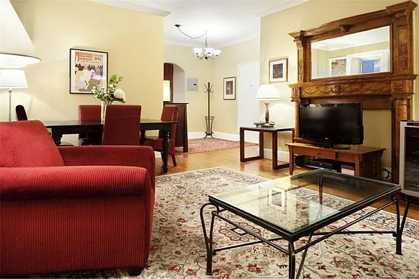 Sold by R New York | media 11