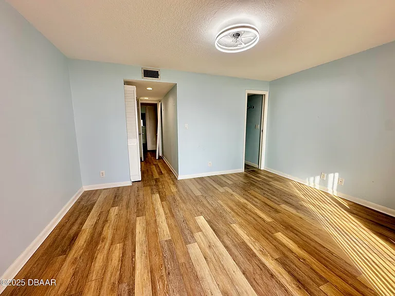 3845 S Atlantic Ave #1 — Photo 16