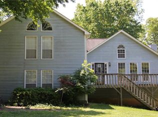 915 Allatoona Rd, Woodstock, GA 30189