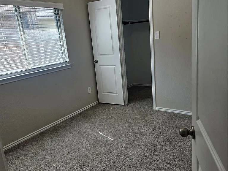 21131 Armstrong County Dr — Photo 14