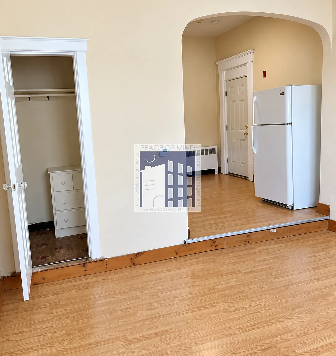 Cozy Studio with Private Entrance - Heat/HW/Electric Included for ONLY $1100/month!! — Photo 4