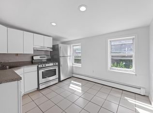 295 Grove St, Jersey City, NJ 07302