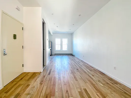 Rented by Compass | media 22