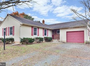 146 E Wolfert Station Rd, Mickleton, NJ 08056
