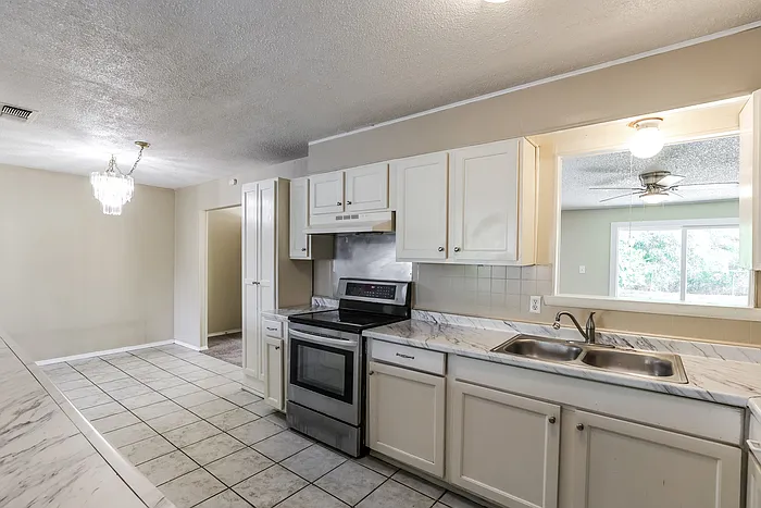 7219 Westport Way — Photo 6