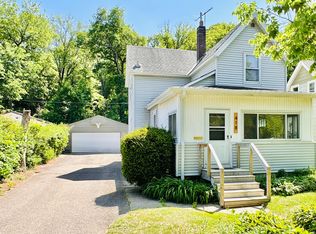 418 Belvidere St E, Saint Paul, MN 55107