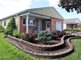21 Lismore Drive, Berkeley, NJ 08721