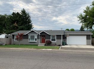 1808 Z Ave, La Grande, OR 97850