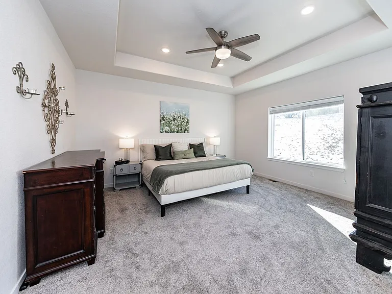 5738 Villa Lorenzo Dr — Photo 29