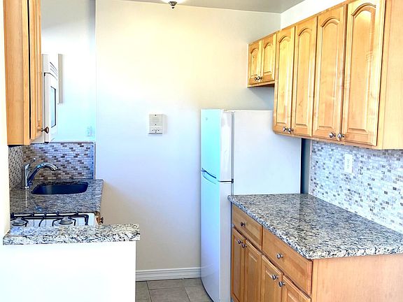 3rd image of 35 Wendt Ave #2