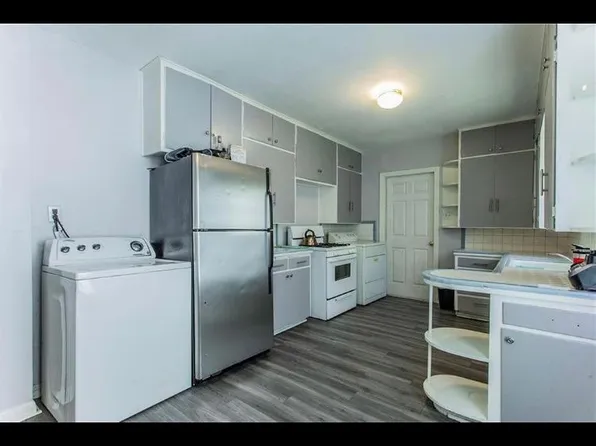 1300 N 29th St, Waco, TX 76707