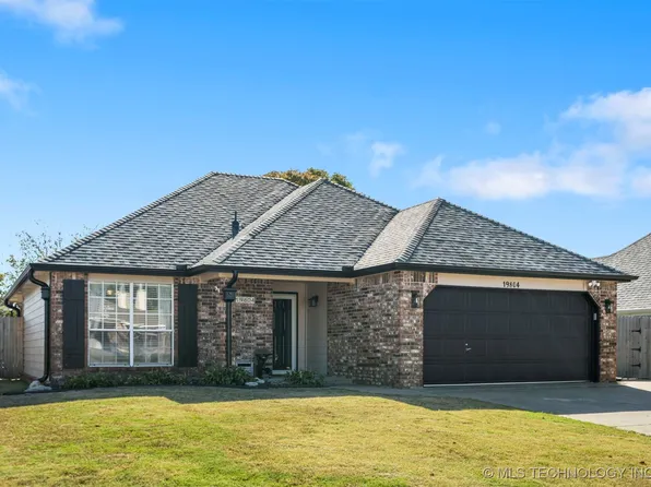 19804 E 37th Pl S, Broken Arrow, OK 74014
