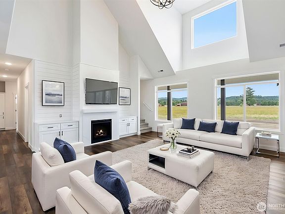 3rd image of 14317 Mima Road SW