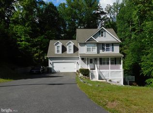 6193 Curtis Cir, King George, VA 22485