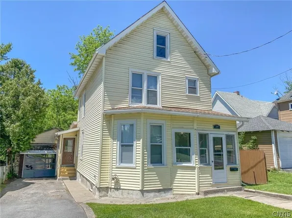 39 N Division St, Auburn, NY 13021