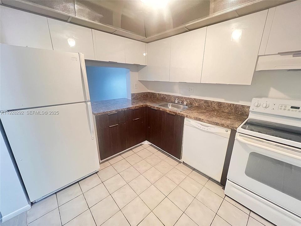 1st image of 7820 Colony Cir S #3