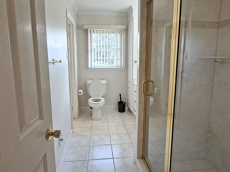 424 Lagrange Rd — Photo 5