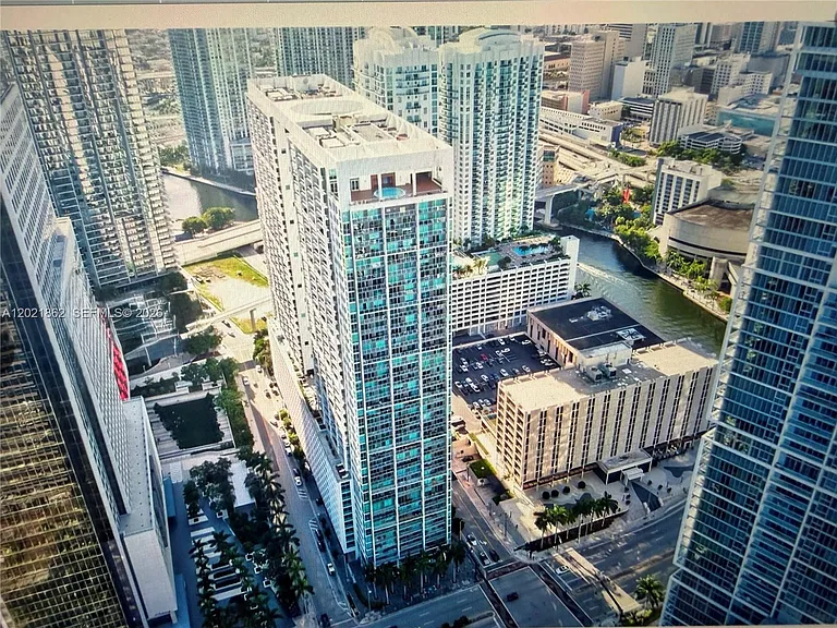 500 Brickell Ave #1600 — Photo 20