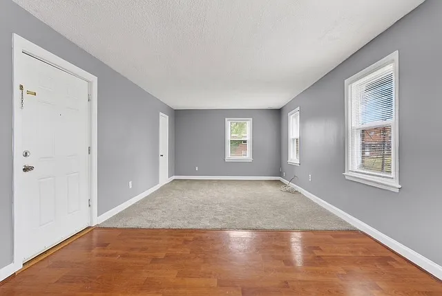8216 Nolte Ave #3 — Photo 4