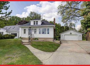 W7920 County Road B, Lake Mills, WI 53551