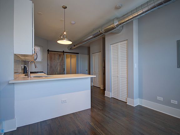 2001 South Allport Street Living Area Photo