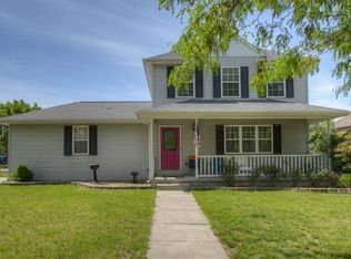 1101 W Harvest Dr, Lincoln, NE 68521