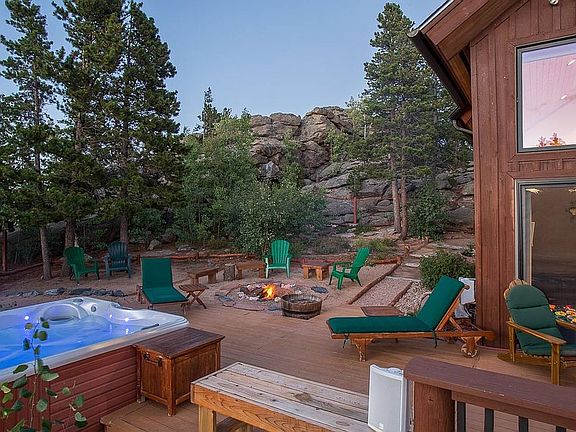 Hot Tub/Fire pit