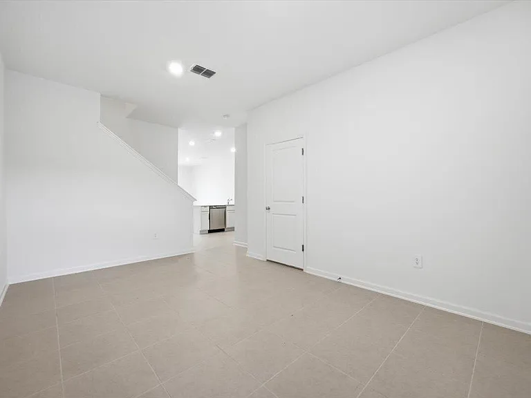 3040 Chromatic St — Photo 6