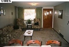 2nd image of 1300 Forbes Pl