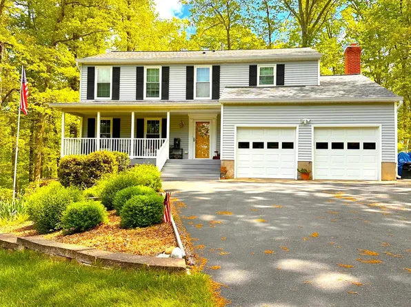 24 Hulvey Dr, Stafford, VA 22556