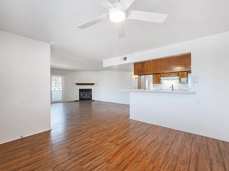 10133 Tujunga Canyon Blvd #6 — Photo 4