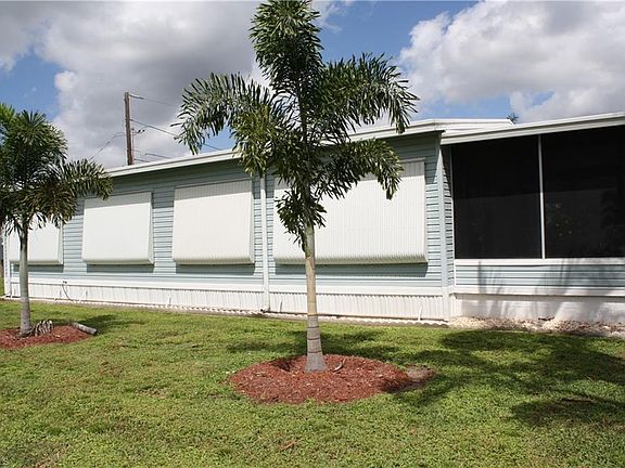 3rd image of 39 Coves End Dr