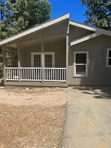 455 Kern Ave Photo 1