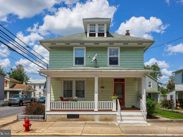 126 W Ferdinand St, Manheim, PA 17545