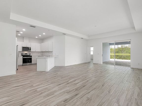 2nd image of 646 Margaritaville Ave