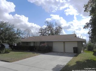 5022 Wheatland St, Kirby, TX 78219