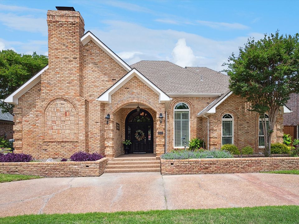 1st image of 3517 Louis Dr