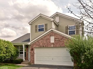 651 Springwood Dr, Joliet, IL 60431
