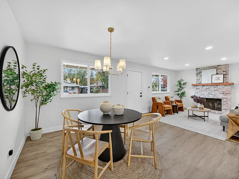 1335 School St — Photo 16