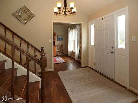 3rd image of 8643 Ambrose Ct
